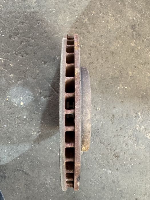 Передние тормозные диски RX330