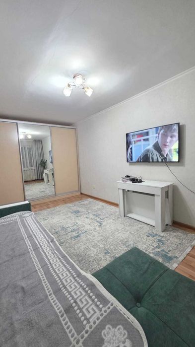 Продается 1 ком кв район ЕВРАЗИИ