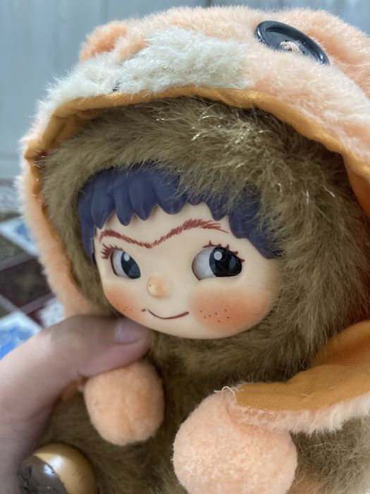 вакуку коричневого цвета
