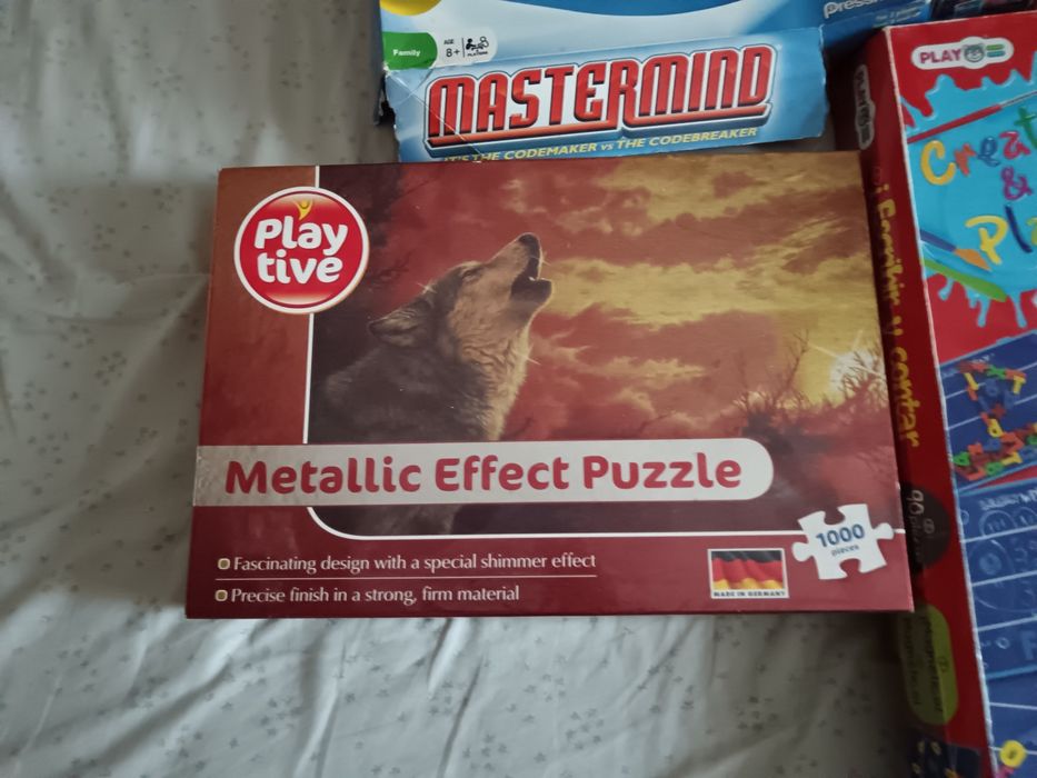 Jocuri interactive copii și un puzzle