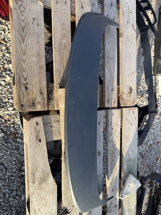 Спойлер заден капак Ford Focus