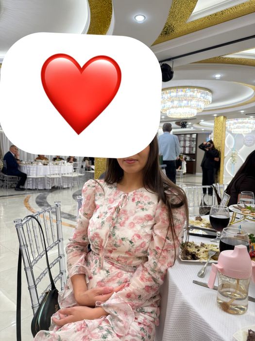 Продам платье размер м