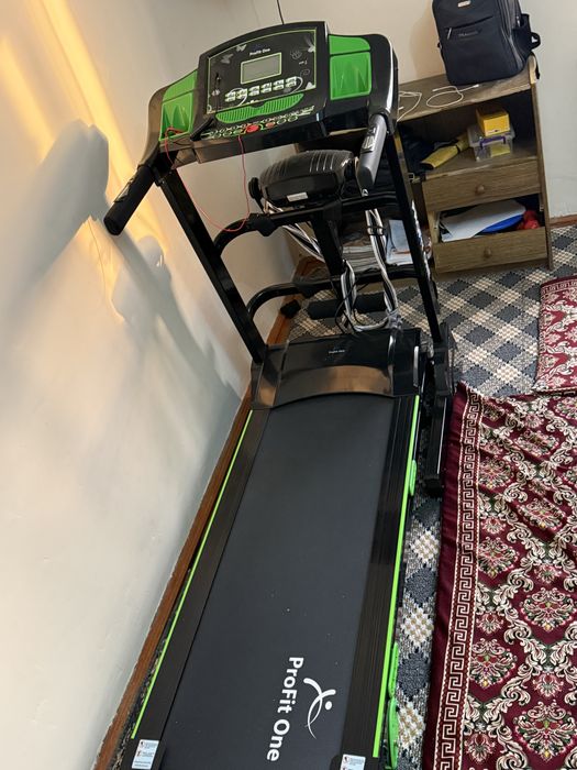 Беговой дорожка сотилади