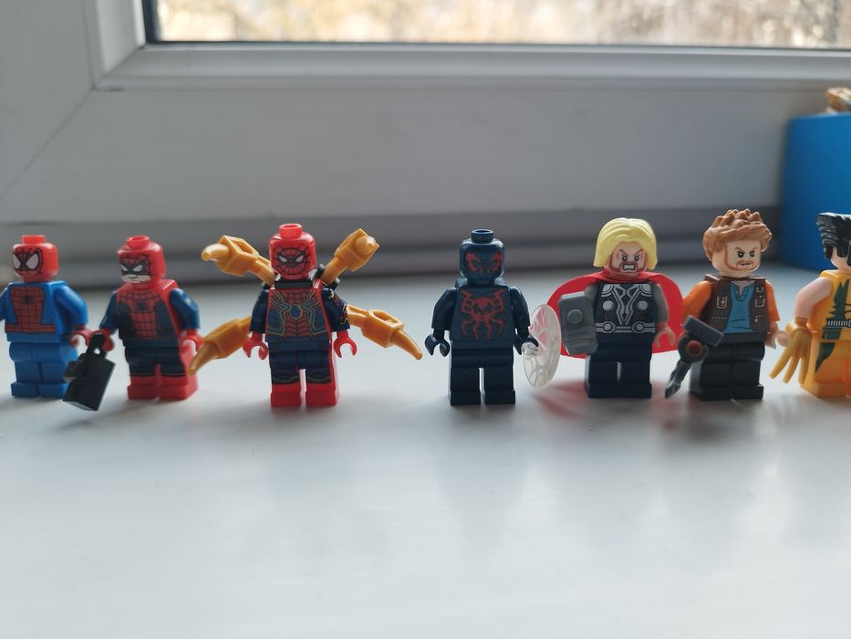 Продам Лего минифигурки(только Китай)