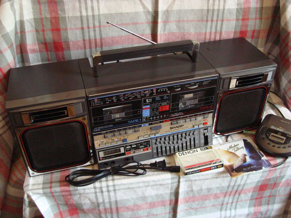 SHARP GF-800 Z (D) 1985 год. ORIG. MADE IN  JAPAN