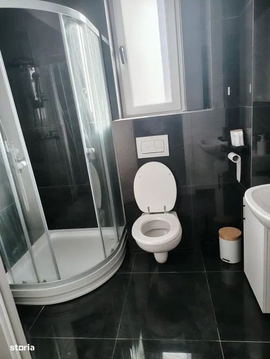 Etaj 1 ap 2 camere 44mp mobilat si utilat zona Cartier Visoianu