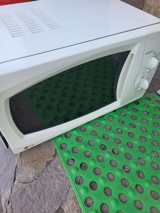 Микроволновая  печь