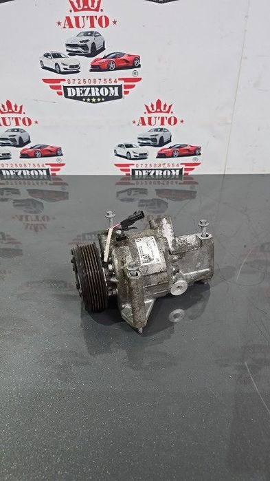 Compresor AC 926001571R Dacia Sandero II (B8_) Stepway 1.5 Blue dCi 75