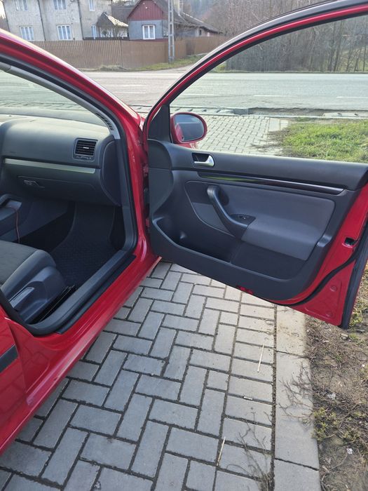 VOLKSWAGEN Golf 2006 — imagine 4