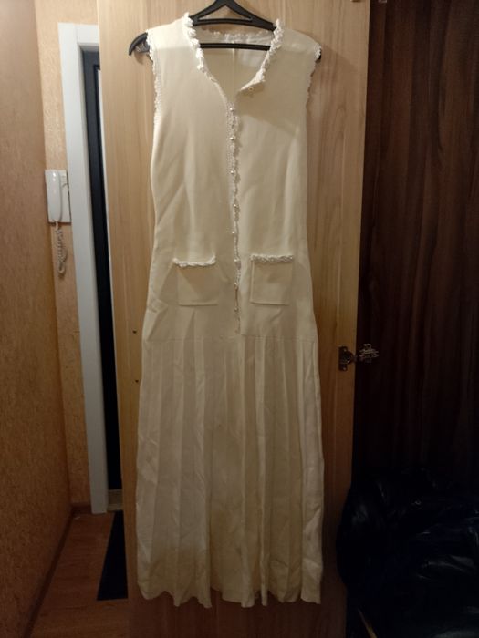 Отдам вещи с этикетками