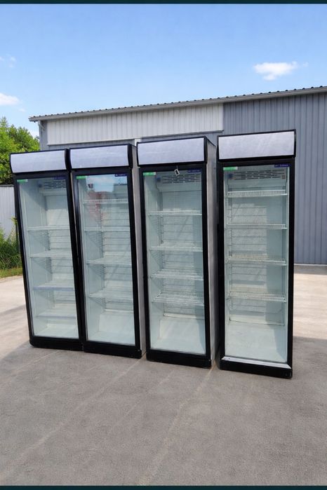 Витринные холодильники по самым выгодным  ценам в городе