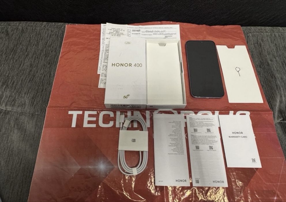 ЧИСТО НОВ 256GB Honor 400 lite 5G Technopolis Гаранция до 2г. Green