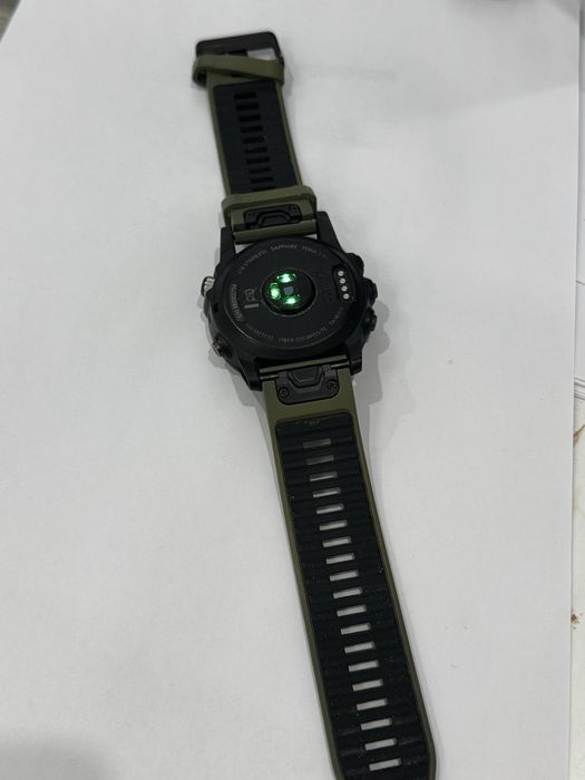 Продам часы Garmin