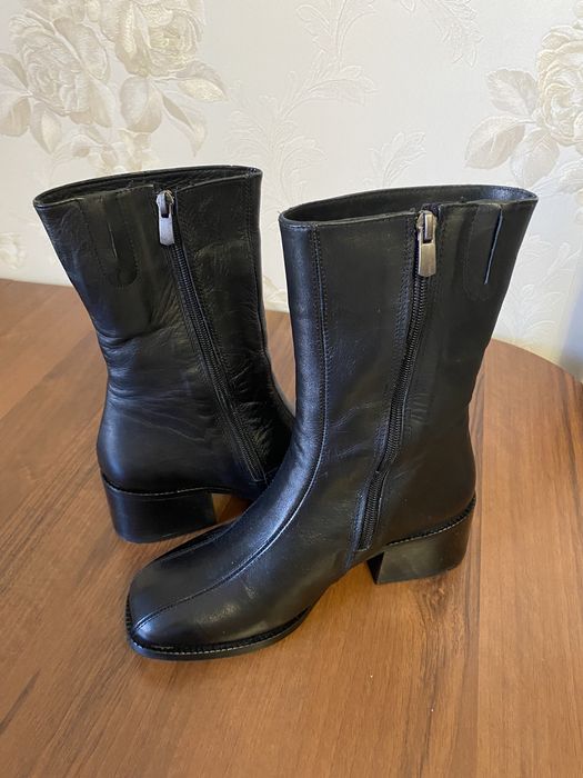 Женские сапоги