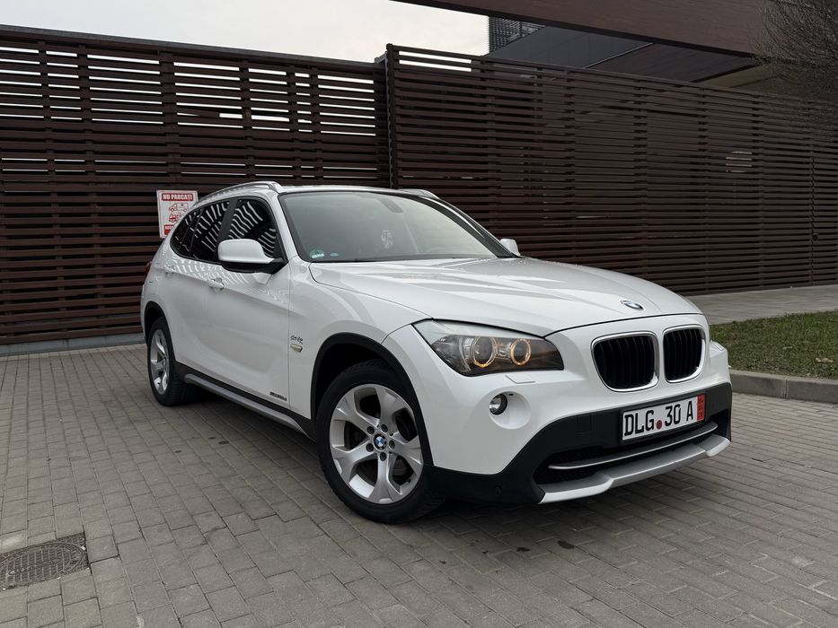 BMW X1 2011