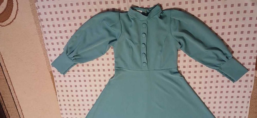 Платье на выход(вечер)8000!