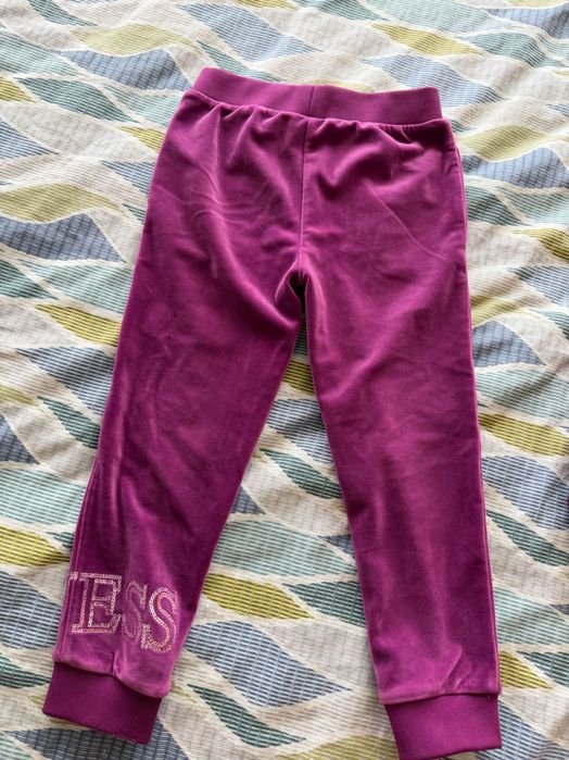 Спортен екип  guess