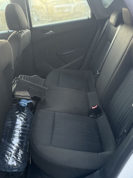 Opel Astra (J) Опел Астра 2010-2018.На части
Двигател 1.4 Бензин, 100к