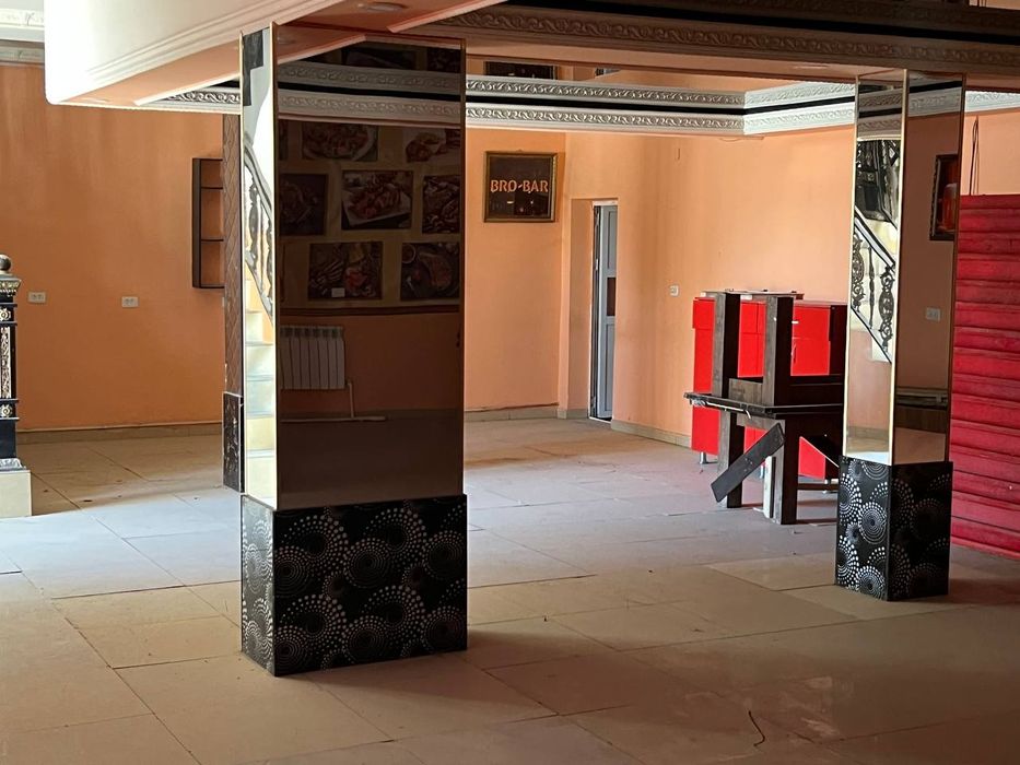 Продаётся здание (для бизнеса и офиса)