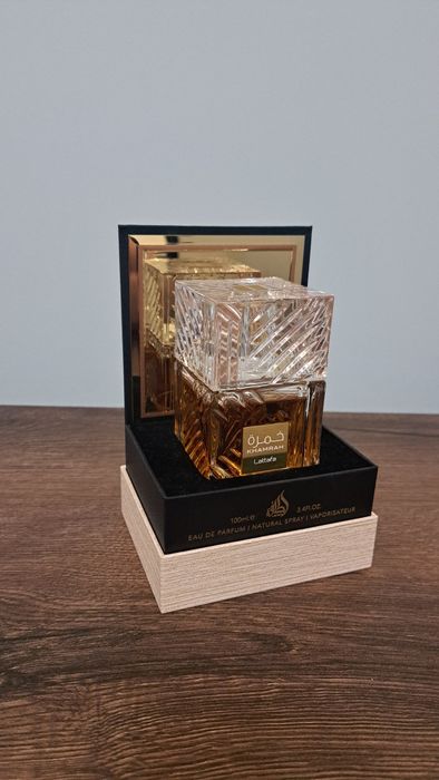 Продавам Lataffa Khamrah