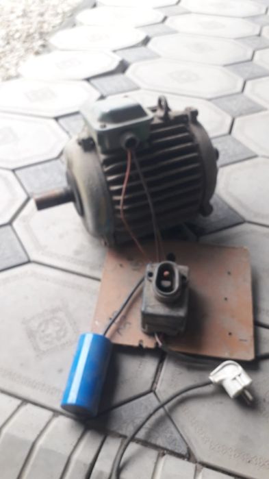 Двигатель 380вольт  ссср в хорошем состоянии