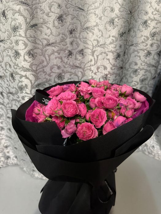 Кустовые розы от Romantic