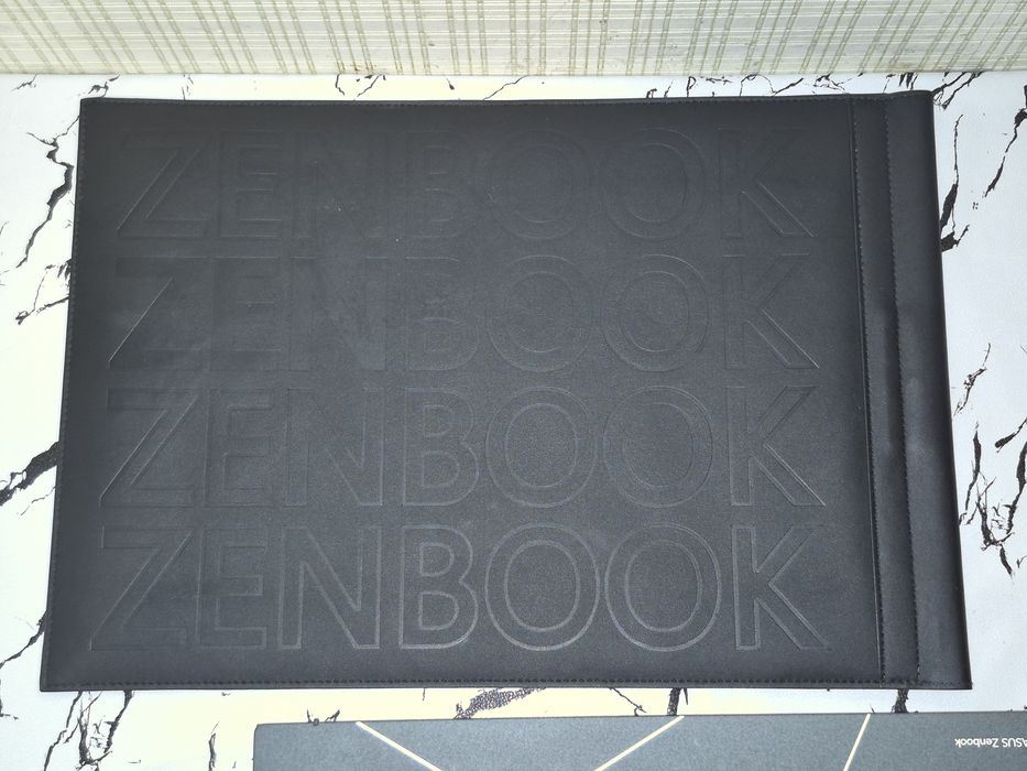 ASUS Zenbook 15 OLED