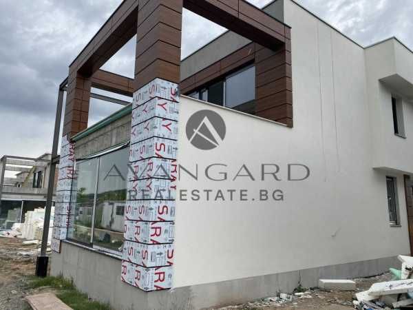 Продава се Къща в с. Марково, Област Пловдив - 326 кв.м за 626 €/кв.м - Снимка #3