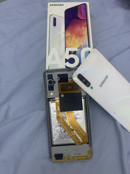 Падаю самсунг а50 64гб срочна