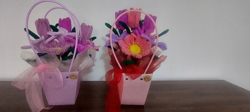 Ornamente artificiale