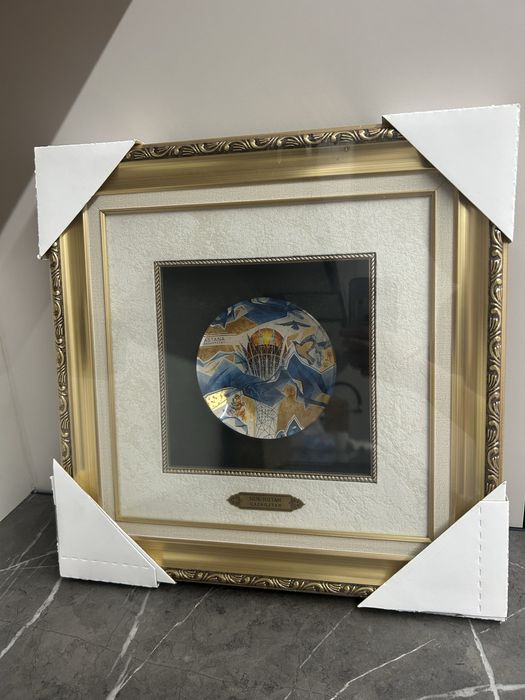 Картина от “Empire”