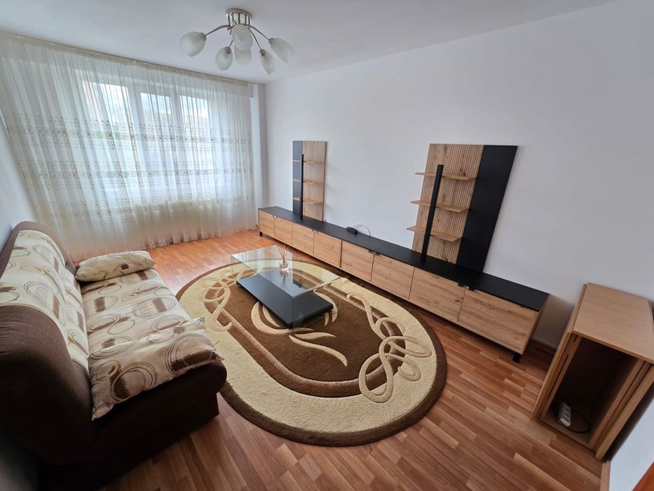 Apartament 2 camere semidecomandat etaj intermediar de inchiriat