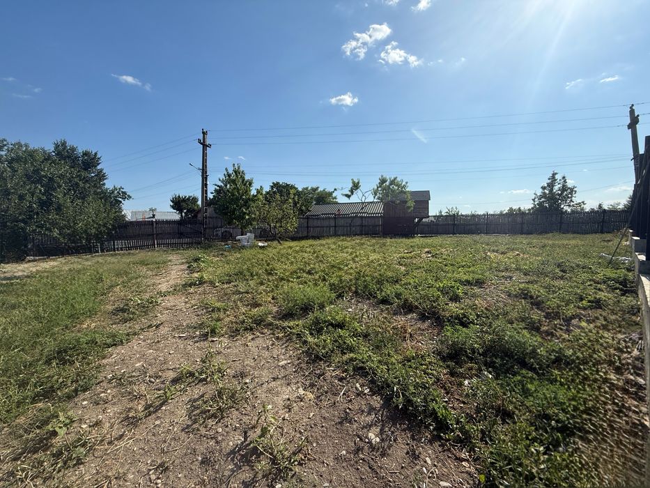 Vand Teren in  Predeal-Sărari 2224m intravilan+1776m extravilan