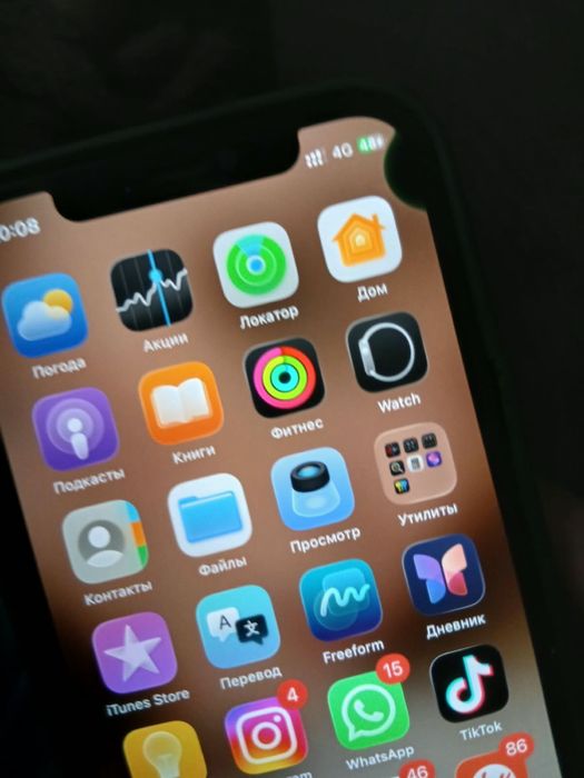Продаю iPhone 12