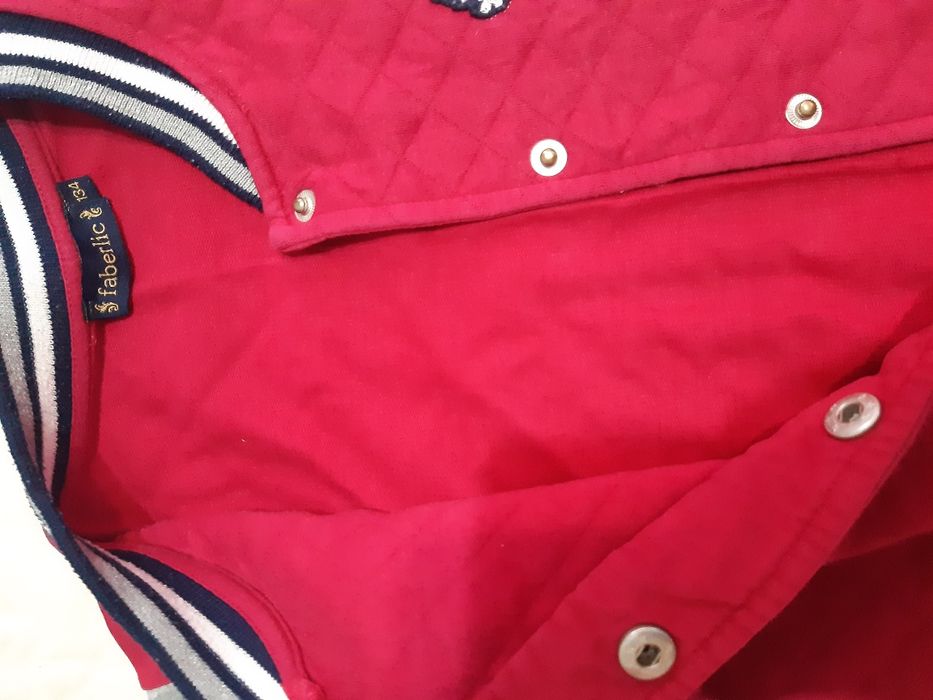 Курточка бомбер для девочки на рост 122-130.