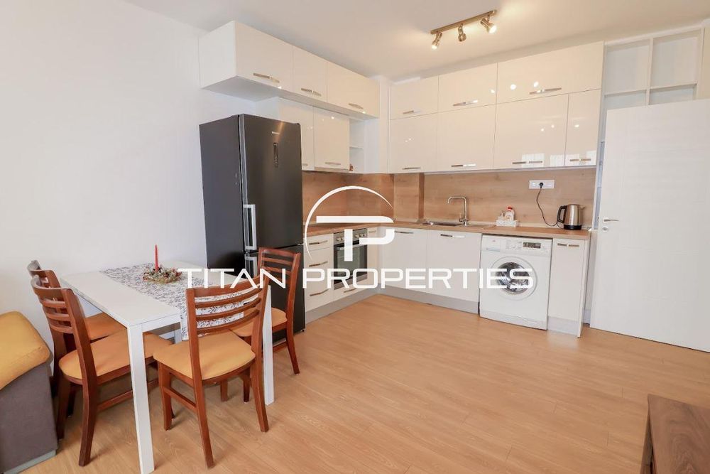 Дава се под наем Двустаен апартамент в Варна, Бриз - 70 кв.м за 800 € - Снимка #1