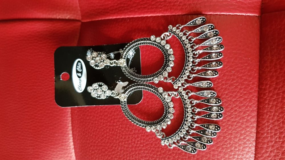 Обеци за всякакви поводи