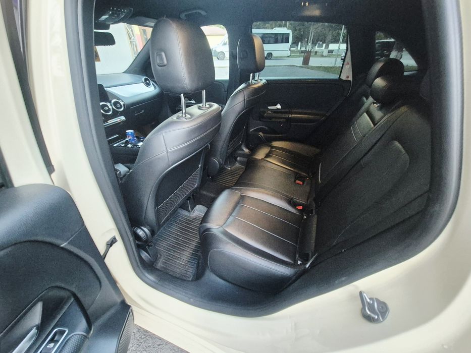 Mercedes B -CLASS 180 d //AN 2020 Accept si unele Schimburi