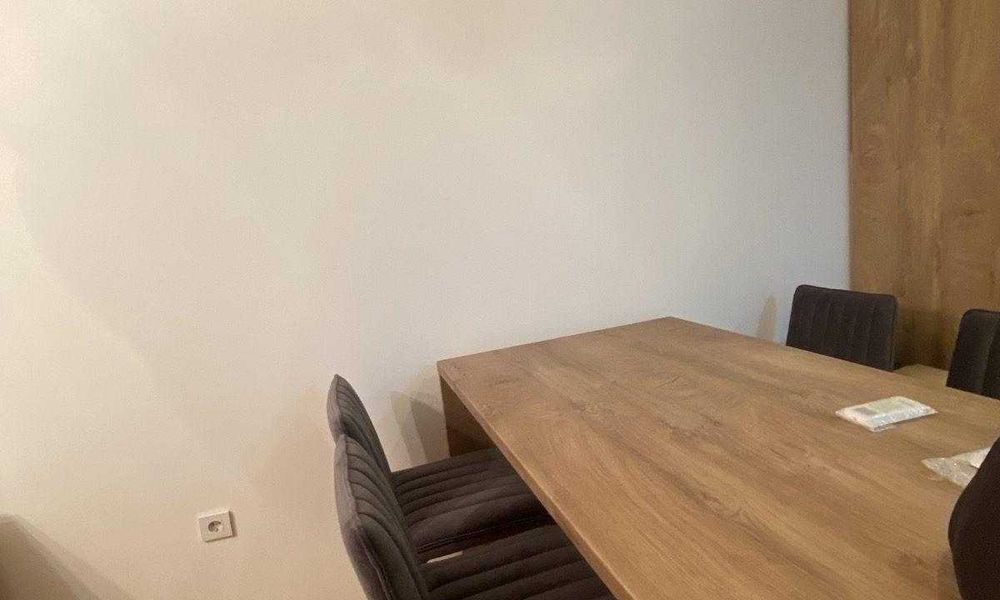 Дава се под наем Двустаен апартамент в Бургас, Славейков - 68 кв.м за 234.6 € - Снимка #1