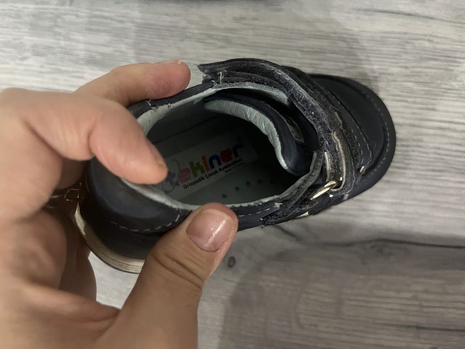 Срочнооо продам детский обувь ортопедический