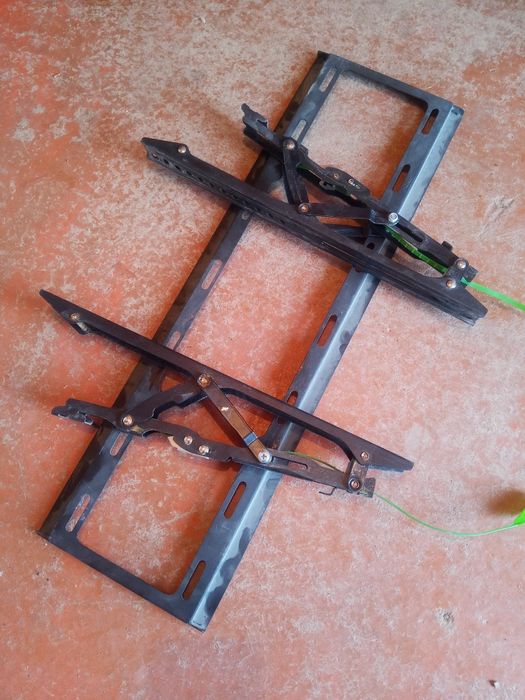 Кронштейн для телевизора