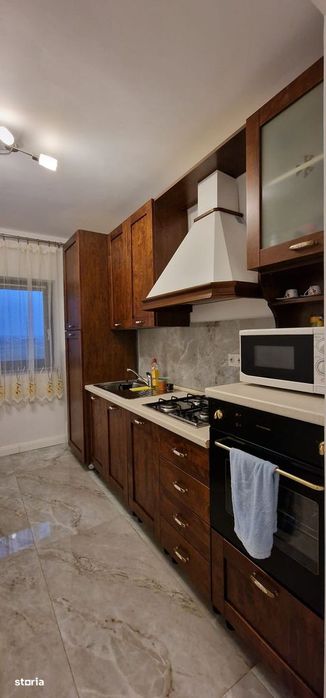 3 cam.et.2, Rezidential Vannisis, Milano, parcare, 2 dormitoare,2 bai