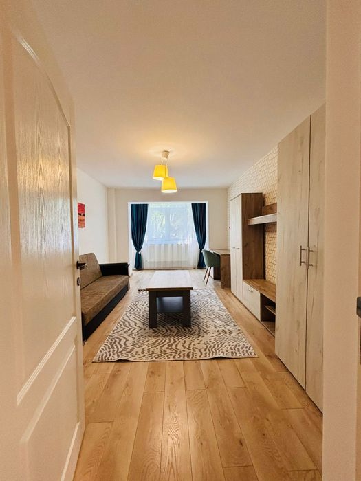 Proprietar închiriez apartament 2 camere Iulius Mall