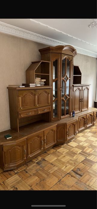 Продаю стенку цена указана