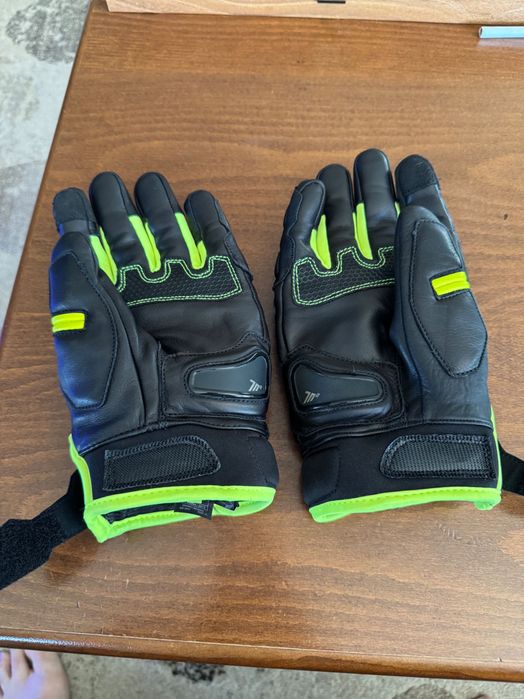 Ракавици за мотор