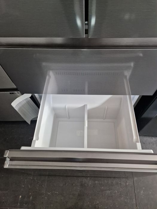 Хладилник Haier А++70 см Чисто Нов 426 лирта