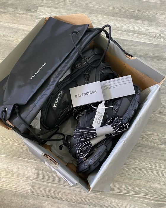 Balenciaga Track