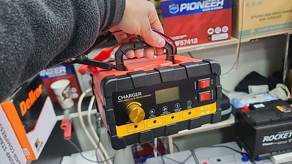Jump starter, powerbank, poverbank, бустер, пусковое устройство