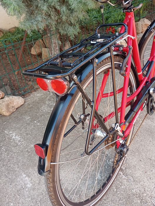 Vand bicicleta dama,roti 28,cu 21 vit,stare f buna!