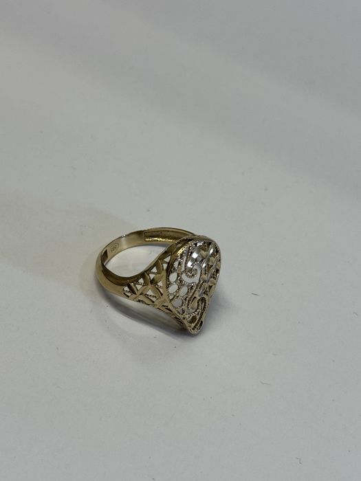 златен дамски пръстен 2.8гр 14к 585